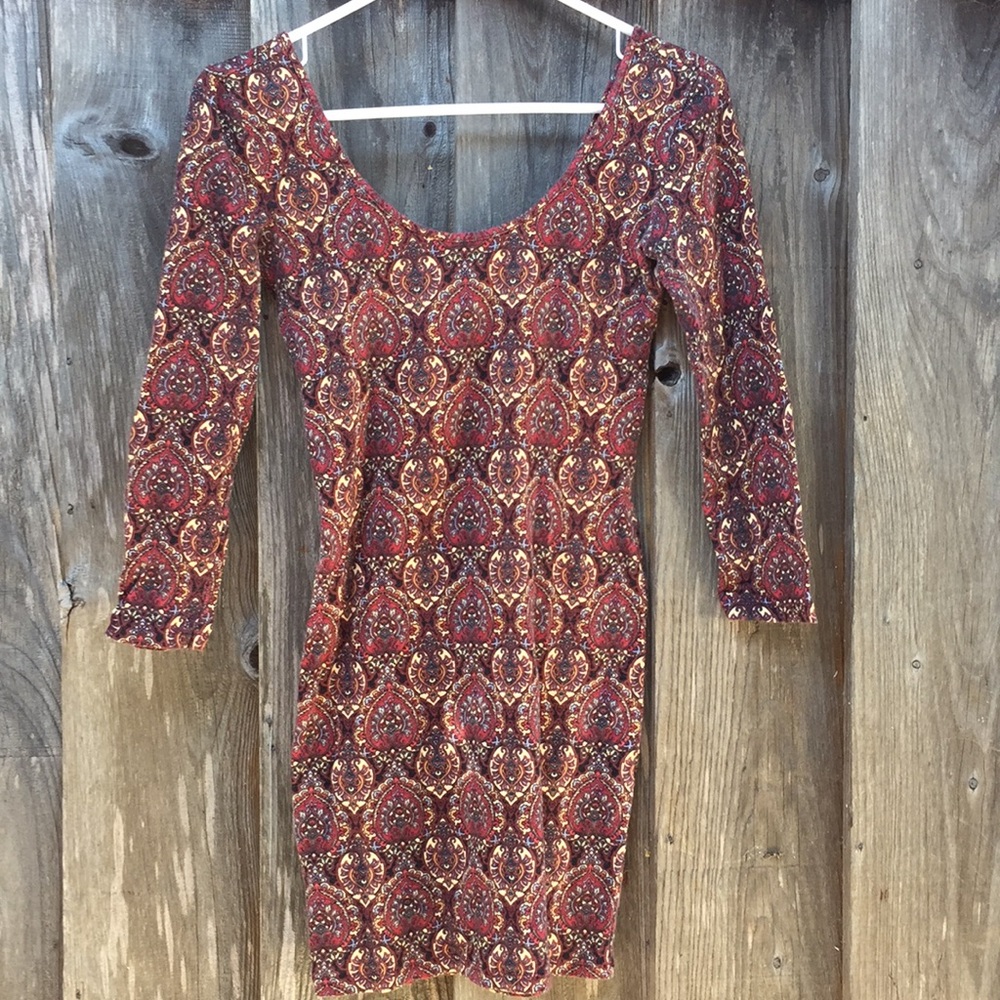 Print Patterned Dress - Picture 2 of 3